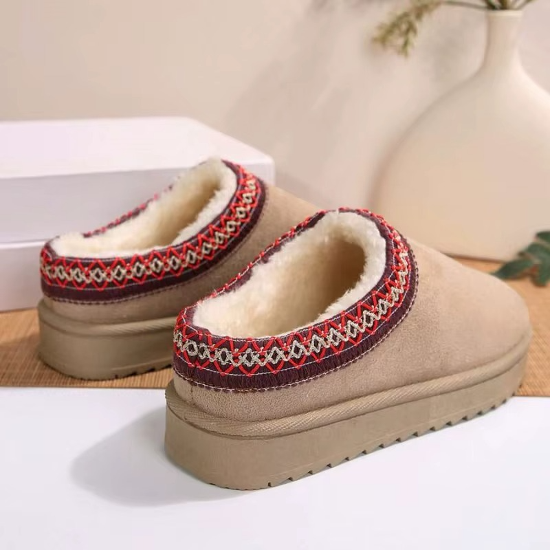 2025 New Women's Snow Boots Casual Slip-on Wool Warm Home Luxury Elegant Winter Cashmere Warm Boots Fashion Flat Shoes Plus Size