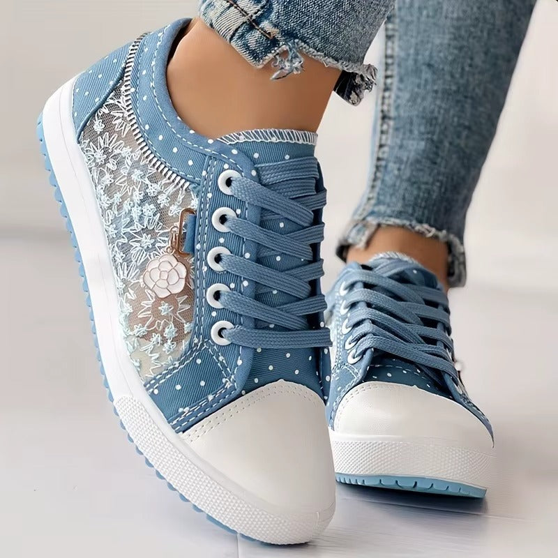 Women's Cutouts Lace Hollow Denim Mesh Shoes Woman Summer Flat Casual Shoes Breathable Cloth Shoes Student Sneakers