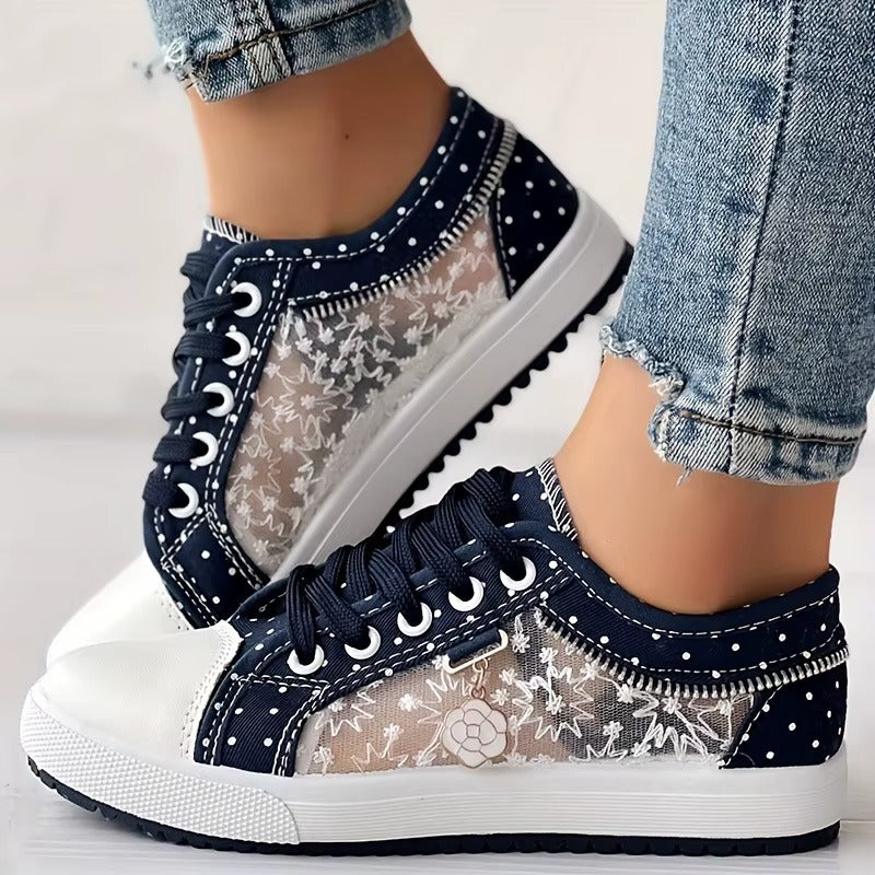 Women's Cutouts Lace Hollow Denim Mesh Shoes Woman Summer Flat Casual Shoes Breathable Cloth Shoes Student Sneakers